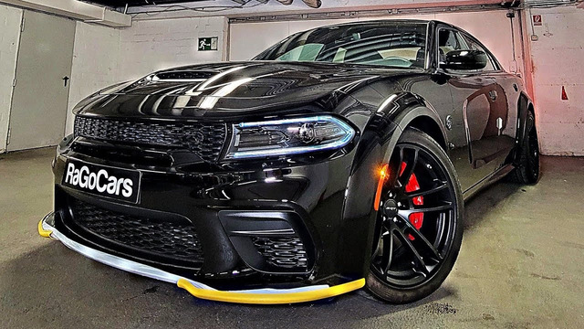 2023 Dodge Charger SRT Hellcat – Brutal Rocket in Detail! Interior, Exterior, Loud V8 Sound