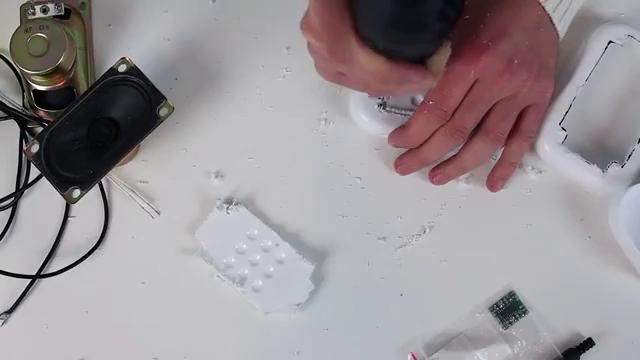 Как сделать мини USB колонки своими рукам