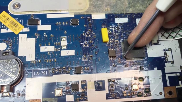 РЕМОНТЫ: Редкий Acer с Олимпийской символикой от подписчика | Ноут Acer V3-571G после залития кофе