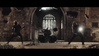 Skarlett Riot – Gravity (Official Music Video 2020)