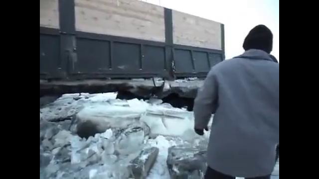 Северный путь спасали в харьковке камаз