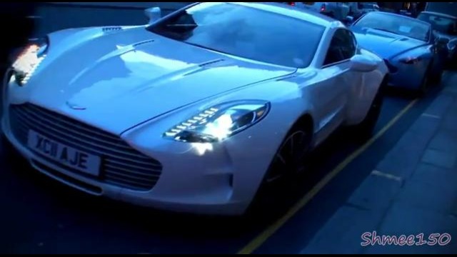 Aston Martin One-77 показался на улицах Лондона