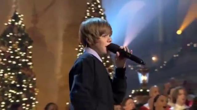 Justin Bieber Singing for President Barack Obama