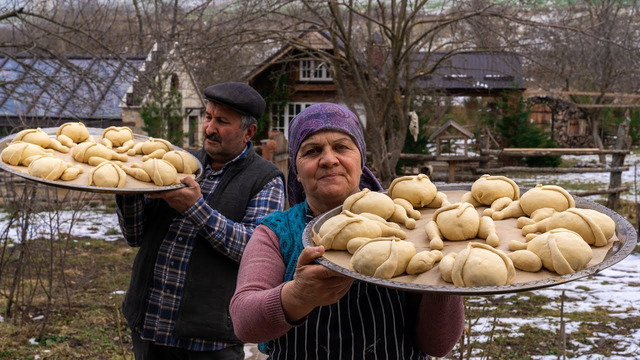 Chicken Pies: Village Style Chicken Pies Recipe