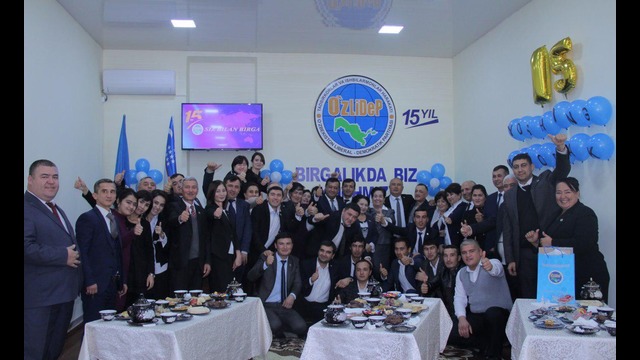 Наманганда “O‘zLiDeP юксак марраларга чорлайди” кўрик-танлови ғолиблари тақдирланди