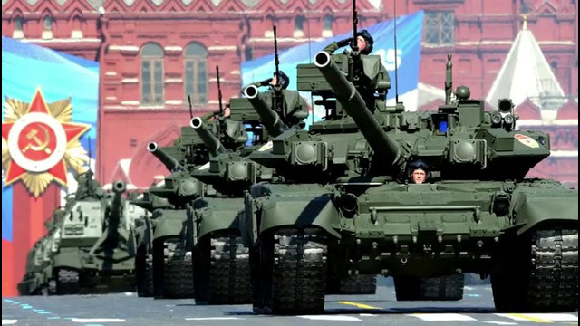 Forbes Россия бросила вызов западу приглашением на парад Победы