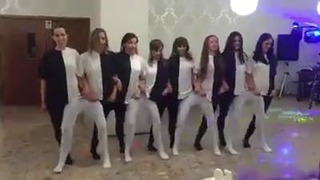 Классный и прикольный танец(командная работа)