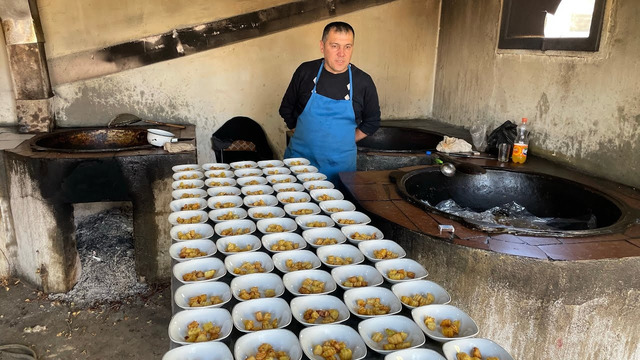 Что Едят на Узбекских Свадьбах! Еда на 500 человек! Узбекистан