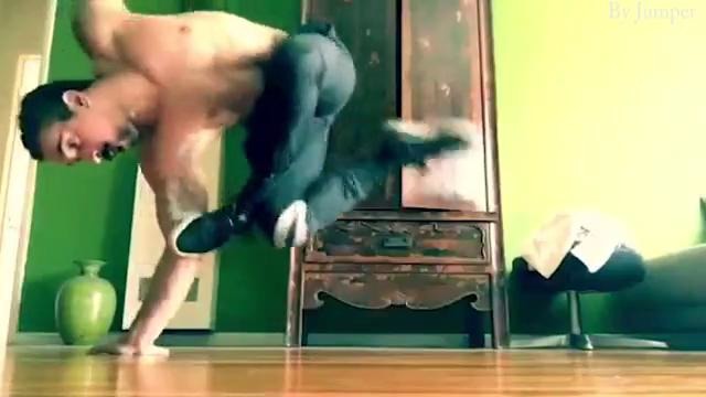 Bboy Rubberlegz 2016 Flexible power – YouTube