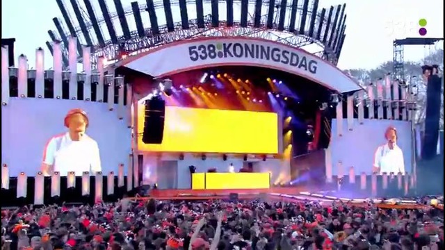 Armin van Buuren – Live @ Radio 538 Koningsdag in Breda, Netherlands (27.04.2017)