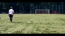 Best Free Kicks Montage – Vol.25 – Ronaldo vs. Messi Shots – freekickerz