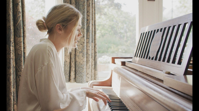 Florrie – Honeymoon’s Over (Official Video)