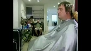 Мужик в парикмахерской