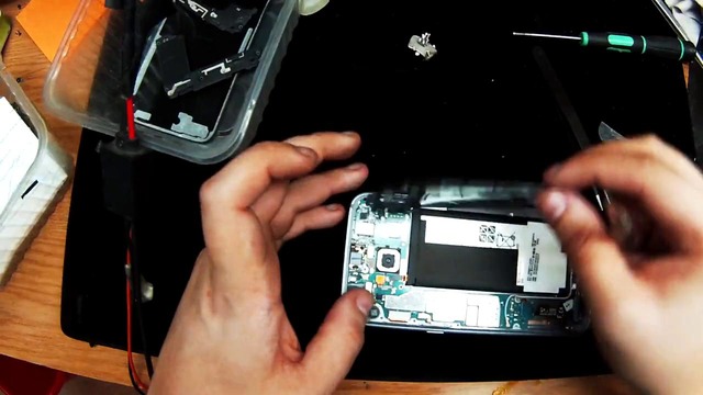 Замена модульного стекла на iPhone и Samsung (demo)