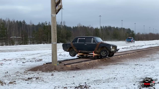 OffroadSPB. Оффроуд Жига на столбе Академика.. Помним Любим