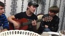 Хорошо играет и поёт – Сорвите Розу в 16 лет