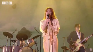 Florence + the Machine – Hunger – The Biggest Weekend 2018