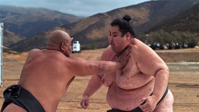 Sumo Wrestling Super Slow Show