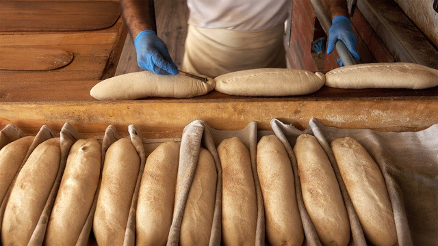 Amazing Bakery Selling 12000 Of Loaf Bread a Day | Turkish Bakery