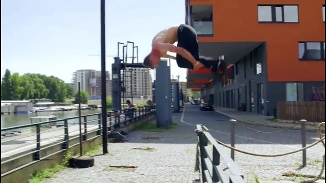 Parkour and Freerunning 2016 – Jump the World
