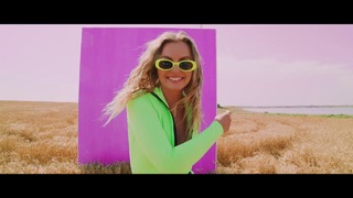 Alexandra Stan – I Think I Love It (Official Video)