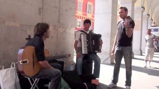 Трое уличных музыкантов ► джипси джаз