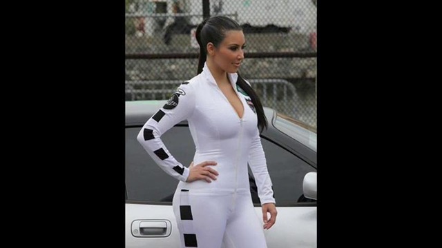 Красотка Kim Kardashian