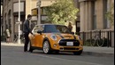 Забавная реклама автомобиля Мини Купер Mini Cooper с собакой