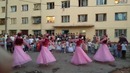 Учащиеся эстрадно – циркового колледжа дали концерт для махали Дилбулок