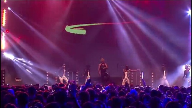 Ne-Yo – Forever Now (Live at Camarote Salvador)