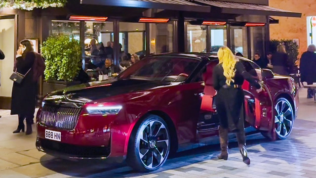 Lady Driving her $30Million Rolls Royce in London
