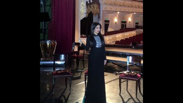 Munisa Rizaeva TV Gimnini kuyladi