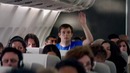 Apple-задрот:в самолете)