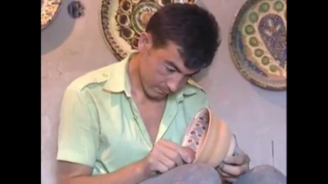 Узбекистан: Керамика Узбекистана. Гончарное искусство Узбекистана