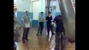 Тренер учит как загасить агрессора