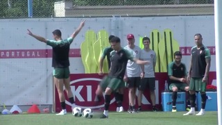 Португальцы веселятся на тренировке