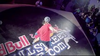 Kotaro Tokuda juggles The Red Bull Street Style 2013 World Finals