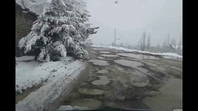 Дорога к дачному поселку