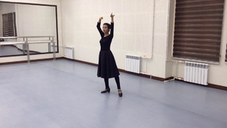 Поклоны, положение и движения рук и ног, игра пальцами в хорезмской школе танцев