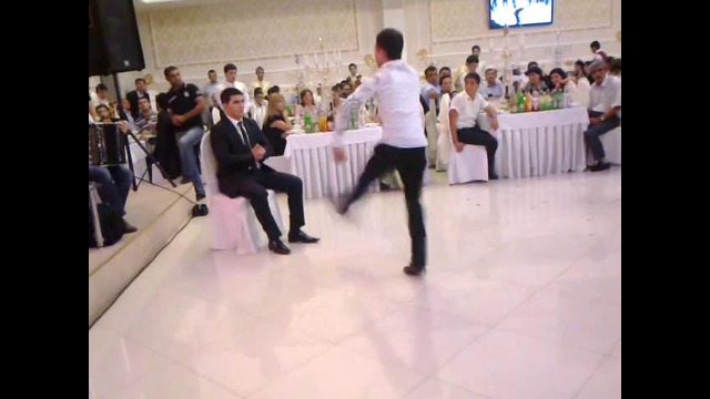 Talant reqs grupu-Sumgayit toyu.AZERI wedding dance