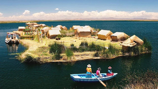 Зачем индейцы Урос построили плавучие острова? Жизнь на озере Титикака
