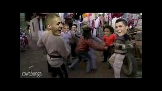 Команда Реал Мадрид танцует в Узбекистане)