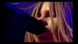 Avril Lavigne – Sk8er Boi – live @ TOTP [Dec.2002