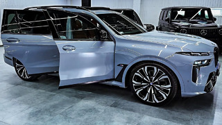 BMW X7 M60i (2024) – Very Speed Luxury Big Family SUV