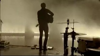 Arctic Monkeys – Brianstorm