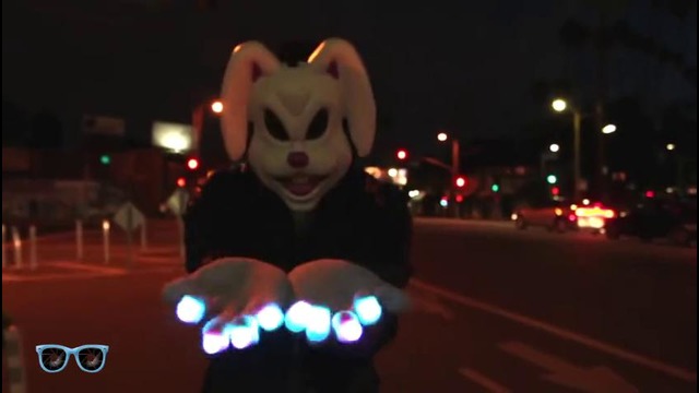 Пластика рук / A Show of Lights – Gloving Lightshow Gummy