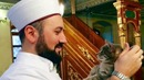 Кошка пришла в мечеть, что сделал имам поразительно