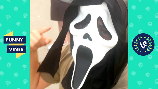 «scream mask! » | try not to laugh – funny videos of the week
