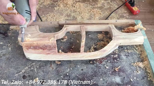 Wood Carving – TOYOTA Land Cruiser V8 2020 (New Version) – Woodworking art