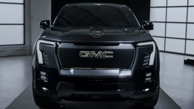 NEW 2024 GMC Denali Sierra EV Luxury – Exterior and Interior 4K